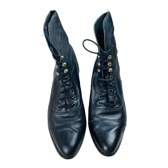 Elegant Black Leather Ankle Boots - Picture 4 of 8